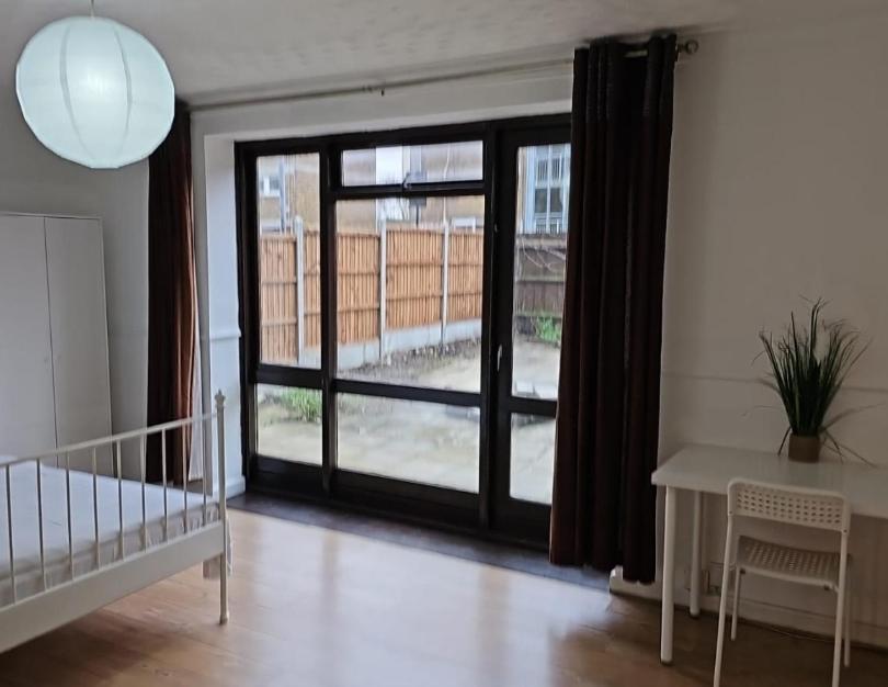 London E1 Rooms Εξωτερικό φωτογραφία